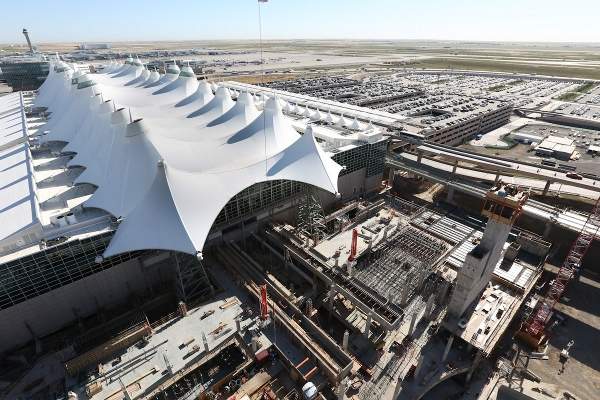 Denver Flughafen : The Future Of Denver International Airport Youtube