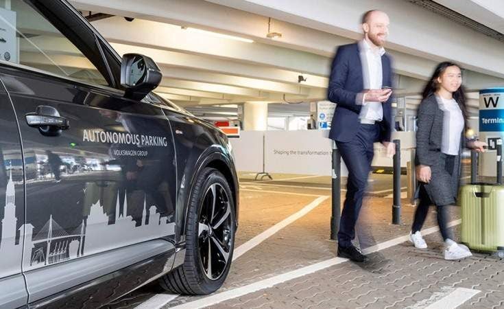 Volkswagen tests autonomous parking at Hamburg Airport