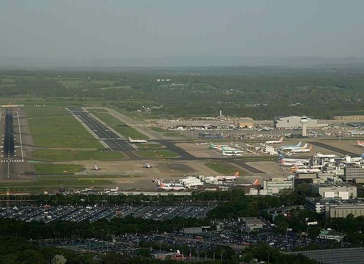London Gatwick Airport surpasses four million passengers milestone