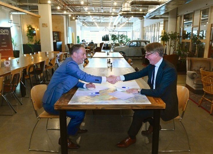 Schiphol and TU Delft sign cooperation agreement