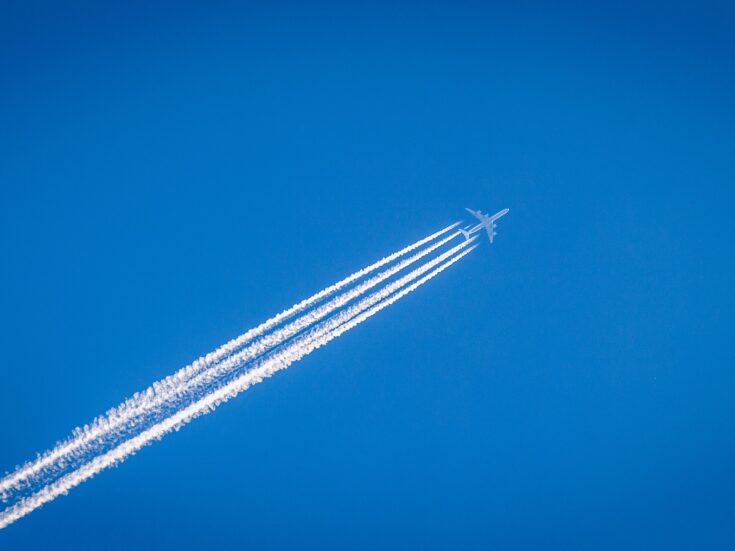 IATA reveals 50% decline in carbon emissions per passenger since 1990