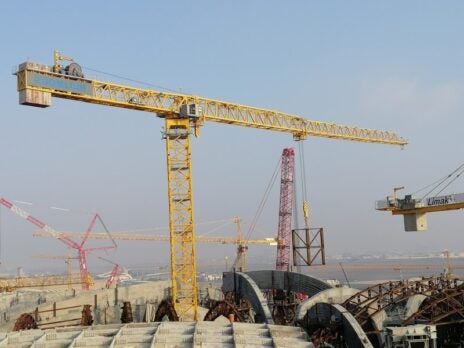 Zoomlion delivers cranes to construct Kuwait Airport's new terminal