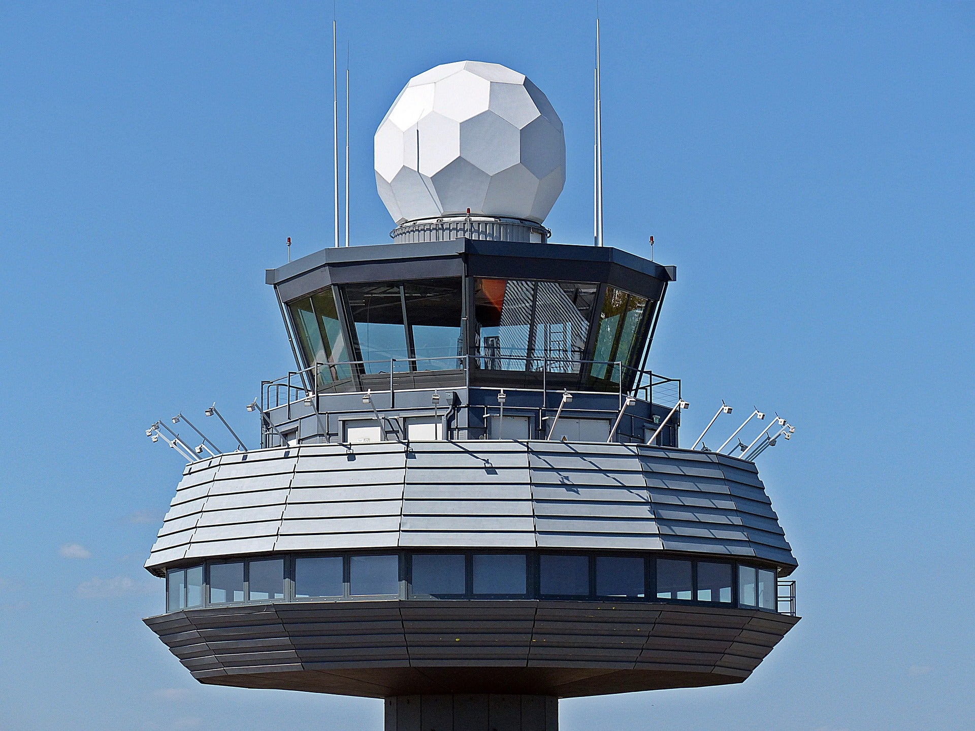 Roundtable: how should air traffic control attract new talent?
