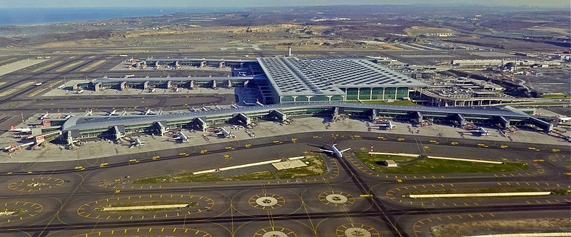 Istanbul Airport runway