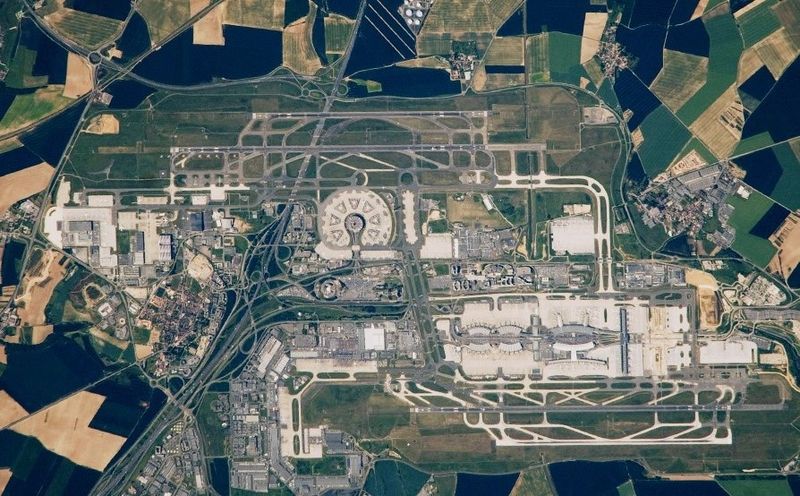 France to of fourth terminal at Charles Gaulle