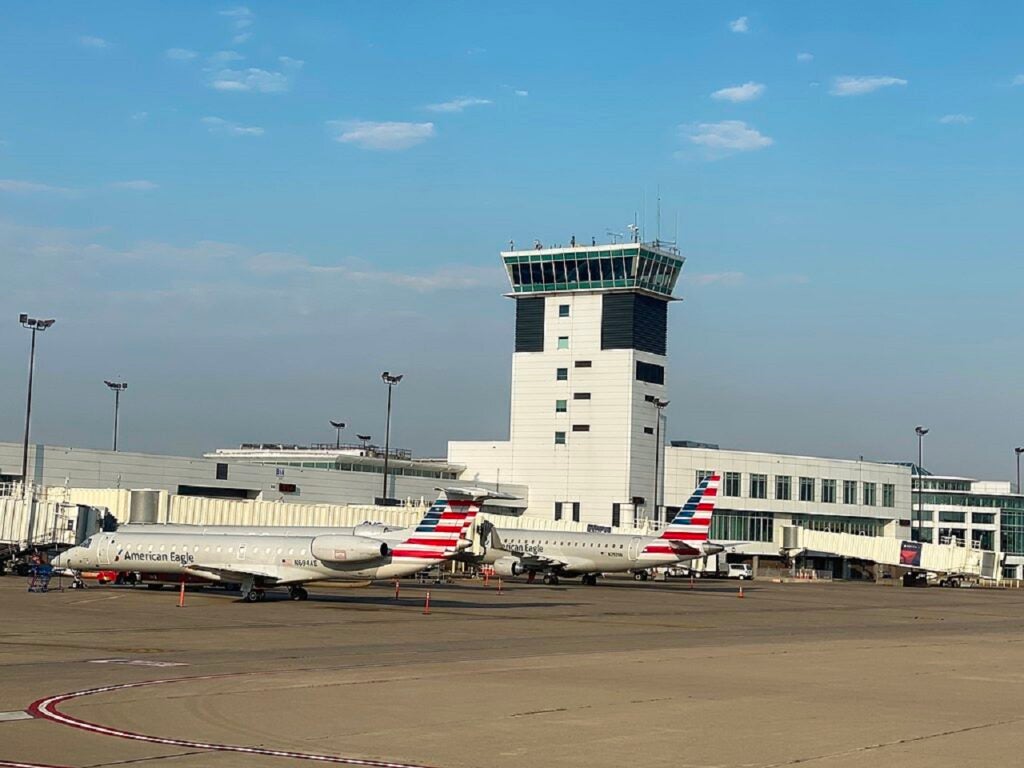 Cincinnati’s CVG Airport tests autonomous luggage tractor