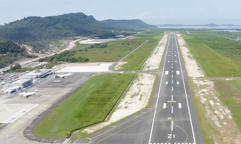 Vinci Airports; airport pavement management