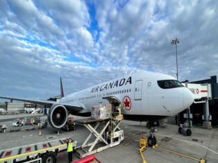 Menzies renews contract with Air Canada at Heathrow Airport