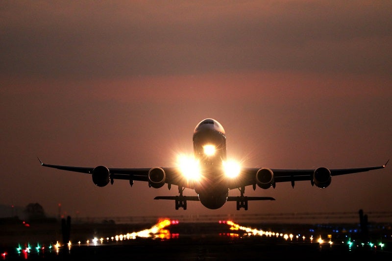 UK and China to restart direct passenger flights