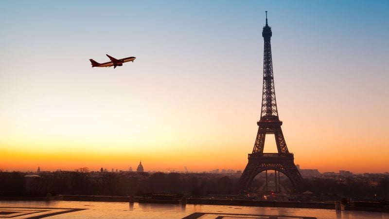 Kræft fort anklageren France bans domestic flights in a bid to reduce carbon emissions - Airport  Technology