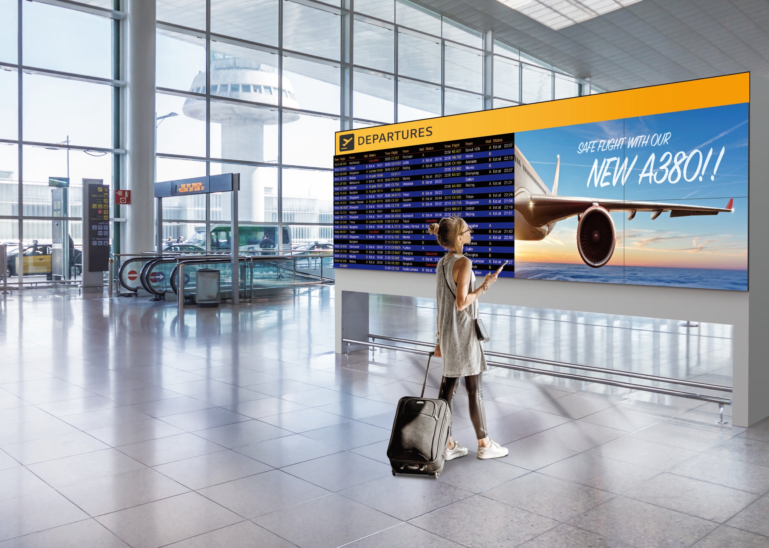 How digital displays are improving the travel experience