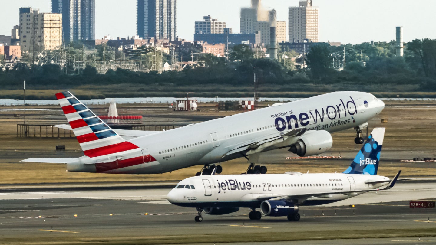 American Airlines - oneworld Member Airline