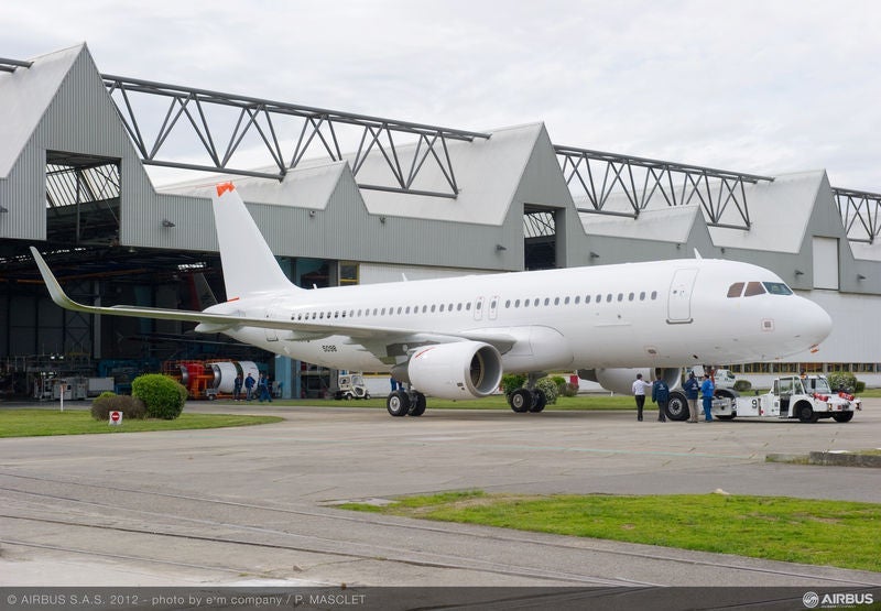 Airbus Skarlet A320 unveils