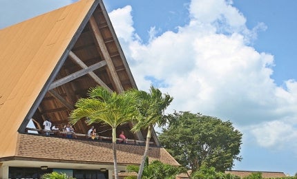 Owen Roberts Airport, Cayman Islands